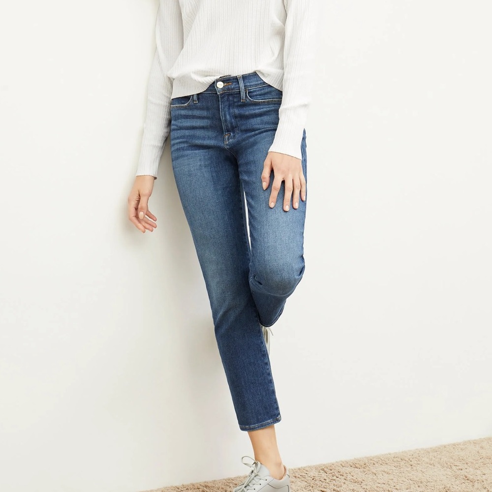 Frame Denim Le High Straight in Bestia Wash